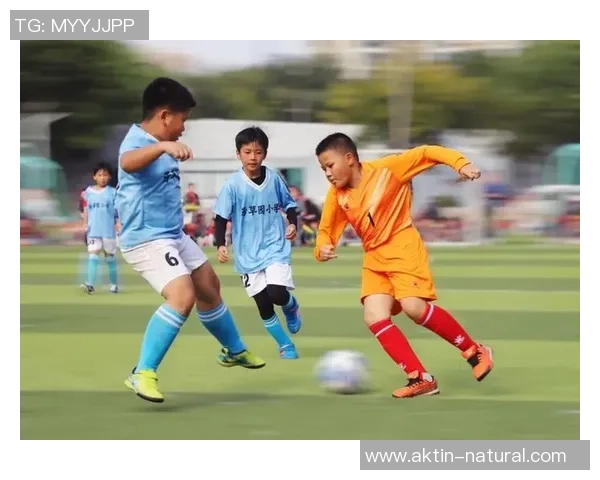 踢足球kt带你领略足球的魅力与激情，开启属于你的绿茵之旅