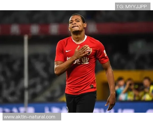 重生为足球教练的我如何带领球队逆袭夺冠的传奇之路